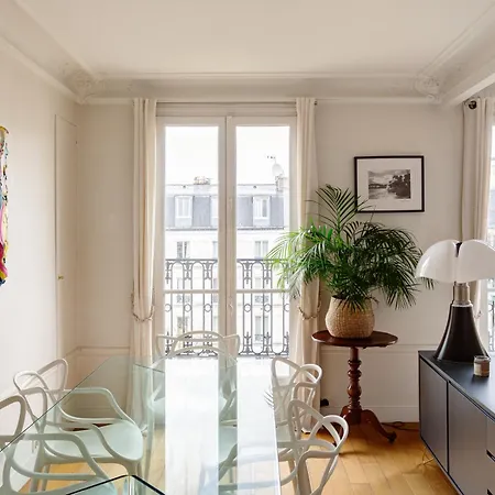 The View- Eiffel Tower Appartement